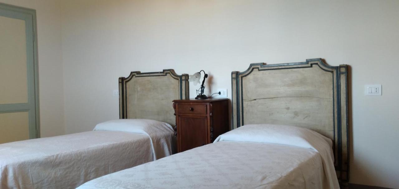 Agriturismo Podere Gianmaria كاسْتيلونْشيلّو المظهر الخارجي الصورة