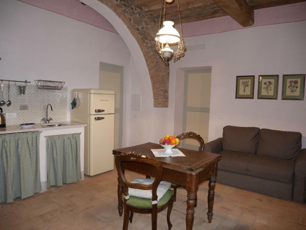 Agriturismo Podere Gianmaria كاسْتيلونْشيلّو المظهر الخارجي الصورة